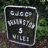 5 miles to Braunston