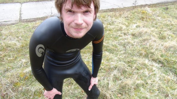 Wetsuit cycling