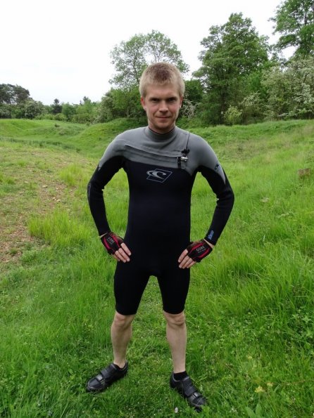 Wetsuit cycling