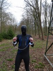 Regulation custom rubber hood and Clejuso handcuffs