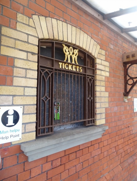 Barry Island railway station