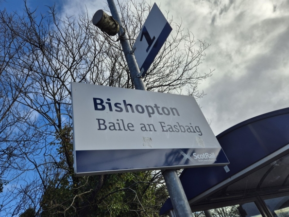 Bishopton railway station