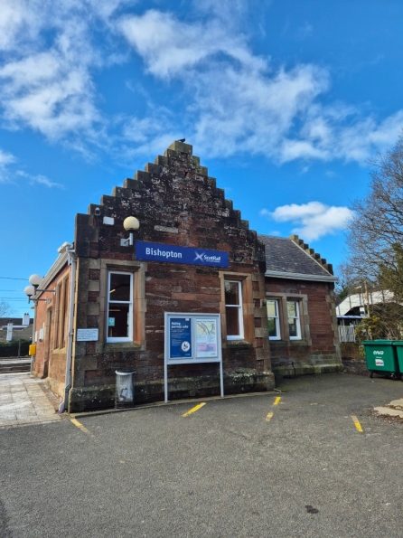 Bishopton railway station