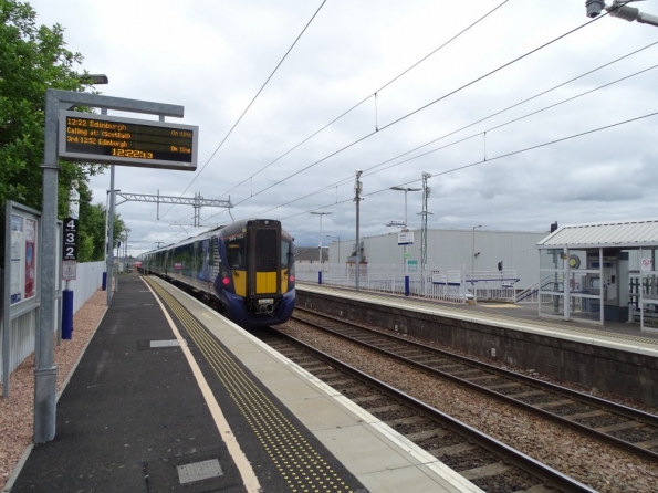 Camelon railway station