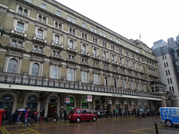 Charing Cross railway station