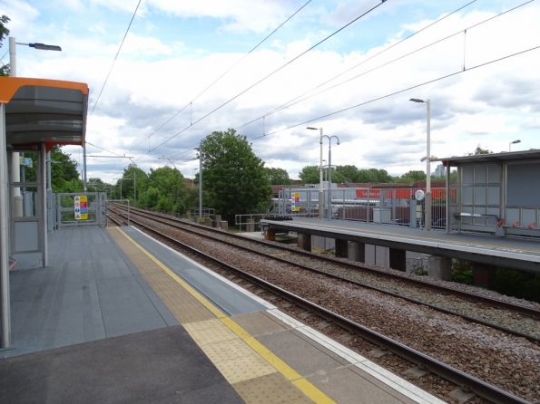 Harringay Green Lanes railway station