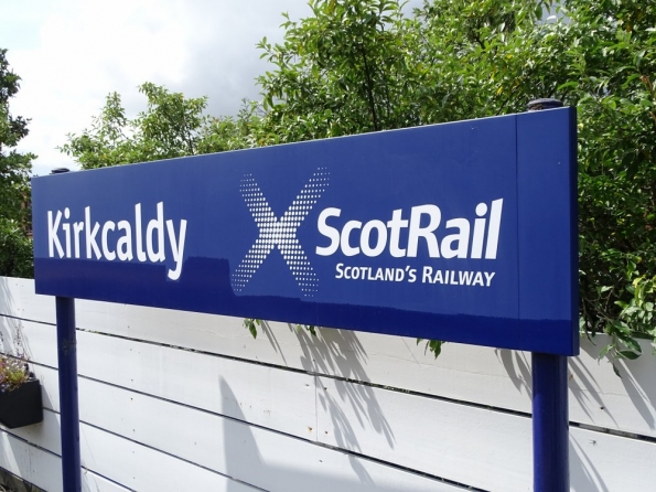 Kirkcaldy railway station