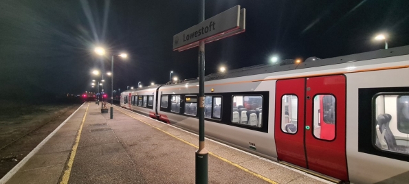 Lowestoft railway station