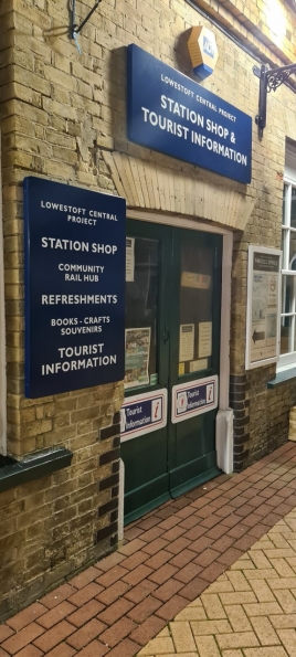 Lowestoft railway station