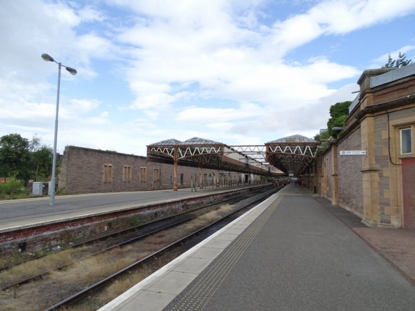 Perth railway station