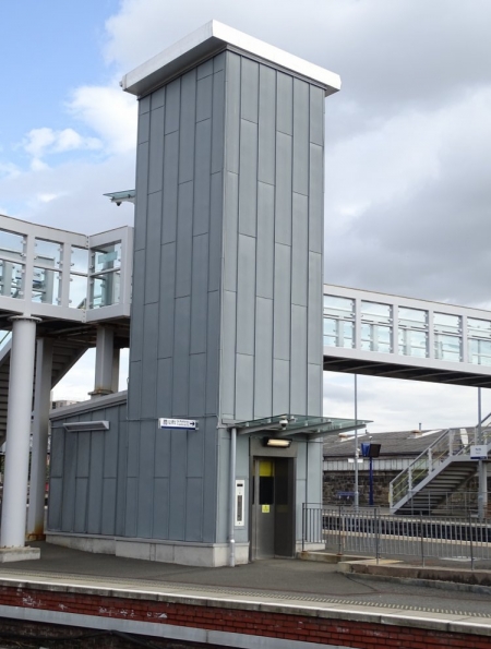 Perth railway station