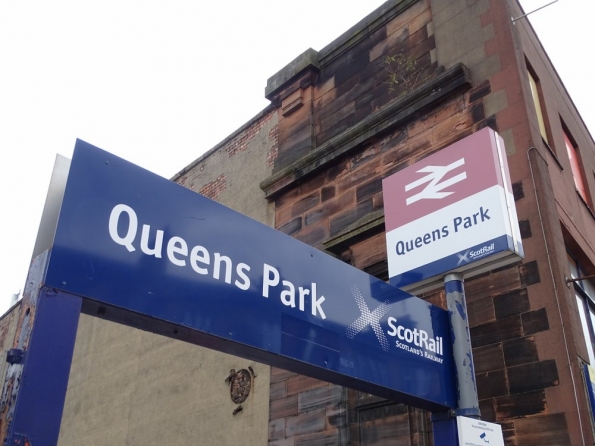 Queen's Park (Glasgow) railway station