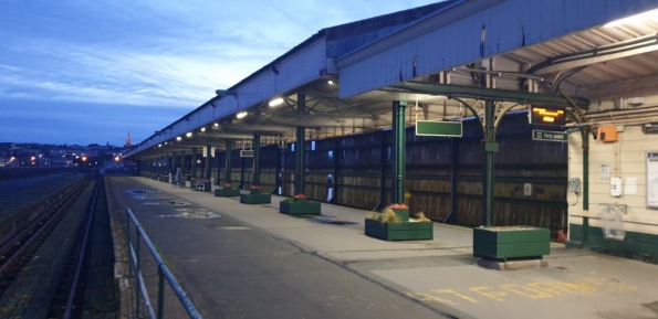 Ryde Pier Head railway station