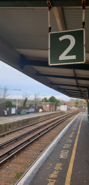 Sandown railway station