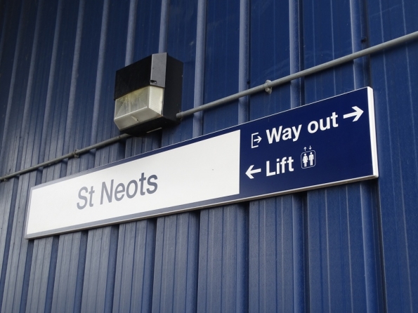 St Neots railway station