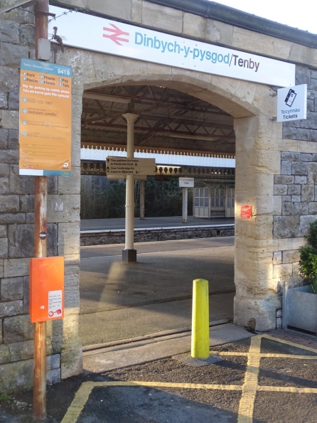 Tenby railway station