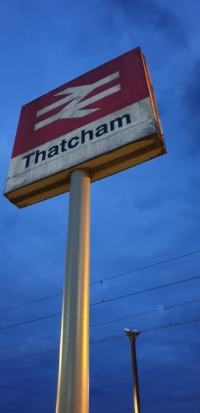 Thatcham railway station