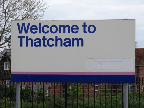 Thatcham railway station