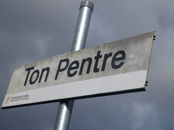 Ton Pentre railway station