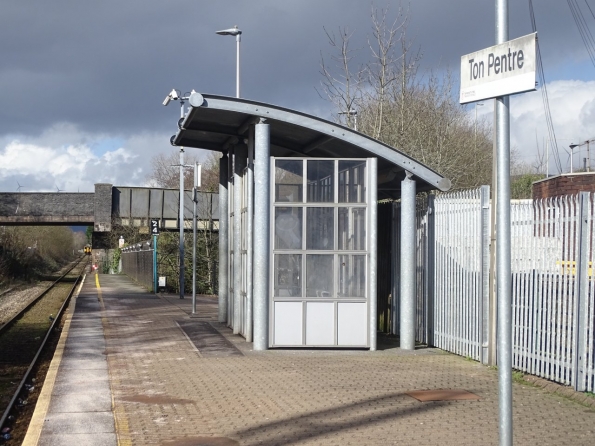 Ton Pentre railway station