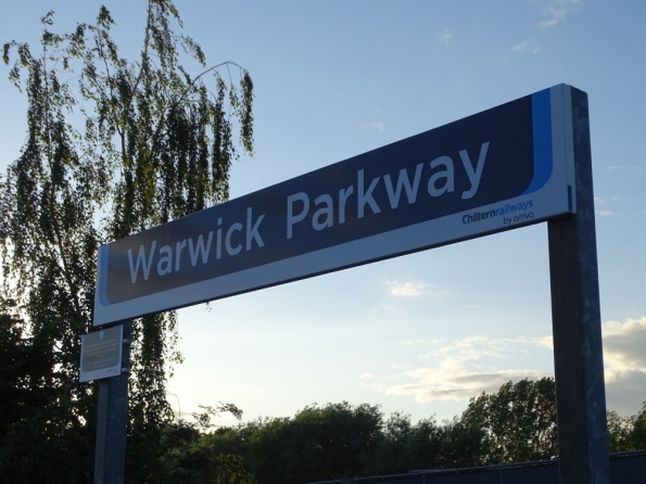 Warwick Parkway railway station