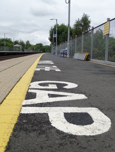 Warwick Parkway railway station