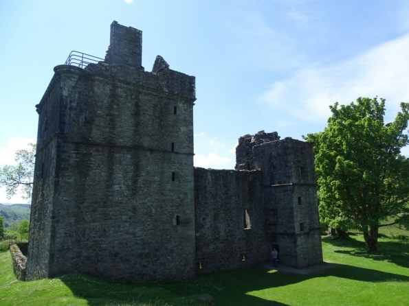 Carnasserie Castle